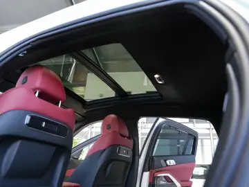 BMW X6 xDrive40d M Sport Pro - garanție BMW 2029