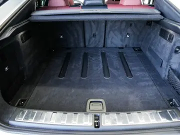 BMW X6 xDrive40d M Sport Pro - garanție BMW 2029