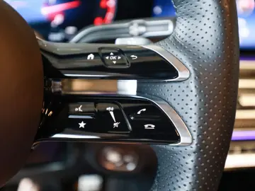 MERCEDES-BENZ GLS 450 d 4M AMG Sport Premium  NIGHT …