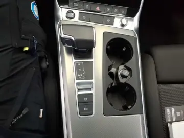 AUDI A6 35 TDI LED StandHZ HuD AHK Kamera ACC Keyless