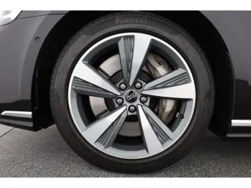 AUDI A8 60 TFSI e qu. lang Massage HUD Allr.Lenk 360