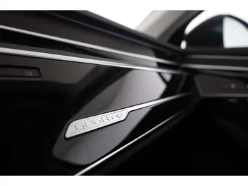 AUDI A8 60 TFSI e qu. lang Massage HUD Allr.Lenk 360