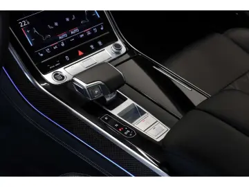 AUDI A8 L 60 TFSI e qu.S line P-Dach Massage Carbon
