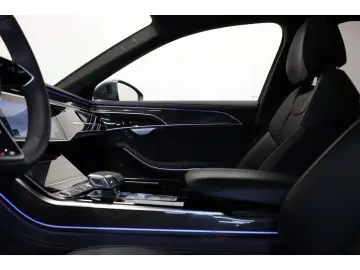 AUDI A8 L 60 TFSI e qu.S line P-Dach Massage Carbon