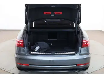 AUDI A8 60 TFSI e qu. S line P-Dach Massage B&O