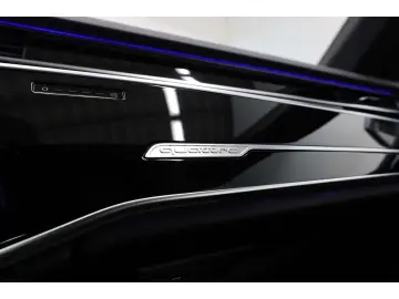 AUDI A8 60 TFSI e qu. S line P-Dach Massage B&O