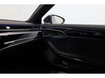 AUDI A8 60 TFSI e qu. S line P-Dach Massage B&O