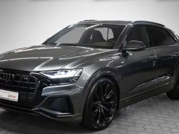 Audi Q8 50 TDI quattro S line Head Up Matrix AHK 23''