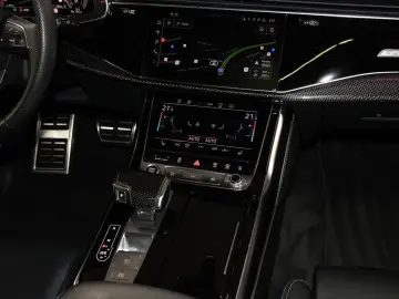 Audi Q8 50 TDI quattro S line Head Up Matrix AHK 23''