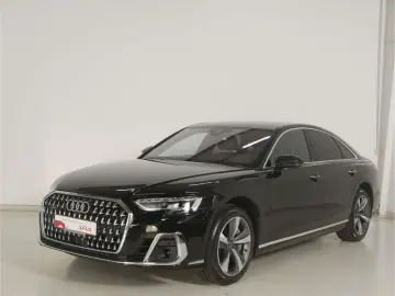 AUDI A8 60 TFSI e qu. P-Dach Matrix B&O Luft NAV HUD