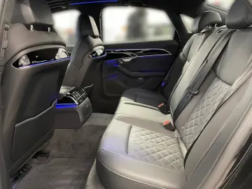 AUDI A8 50 TDI quattro  HEAD-UP PANO STANDH