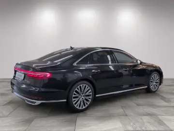 AUDI A8 60 TFSI e Laserlicht Nacht Sitzbelüft Pano