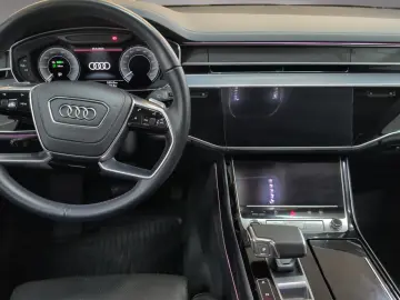 AUDI A8 60 TFSI e Laserlicht Nacht Sitzbelüft Pano