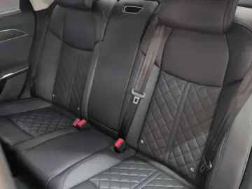 AUDI A8 60 TFSI e Laserlicht Nacht Sitzbelüft Pano