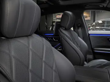 Mercedes-Maybach S 680 4MATIC Night Series   V12 • 612 CP