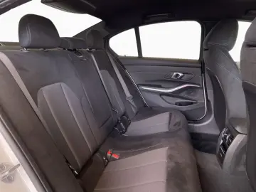 BMW 320iA M Sport - AHK St Go 360 AdapLED