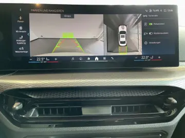 BMW 320iA M Sport - AHK St Go 360 AdapLED