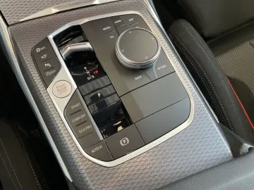 BMW 320iA M Sport - AHK St Go 360 AdapLED