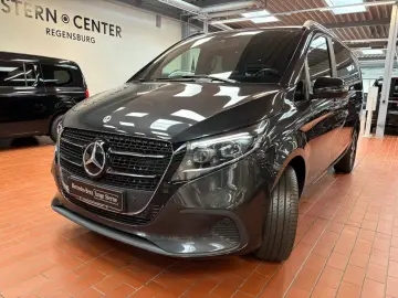 Mercedes-Benz V 300 d 4MATIC Long 7 LOCURI • MULTIBEAM