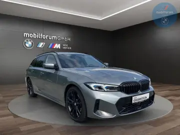 BMW 330 i xDrive Touring M-Sport DriveAssist Prof