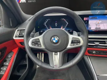 BMW 330 i xDrive Touring M-Sport DriveAssist Prof