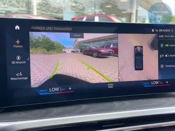 BMW 330 i xDrive Touring M-Sport DriveAssist Prof