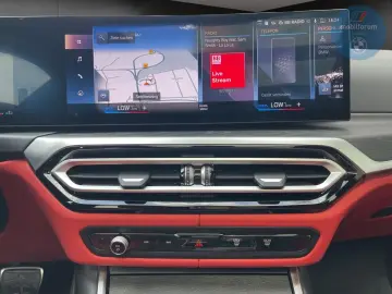 BMW 330 i xDrive Touring M-Sport DriveAssist Prof