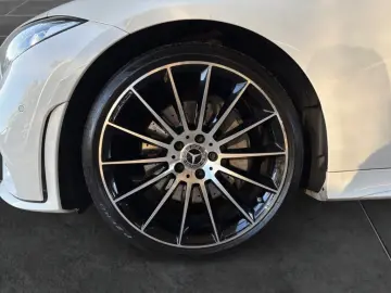 Mercedes-Benz CLS 220d AMG MBEAM NIGHT AMBI MBUX 360  DISTR