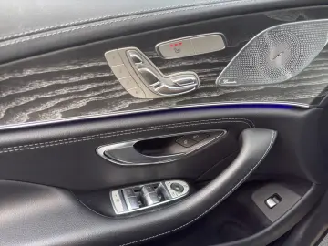 Mercedes-Benz CLS 220d AMG Line BURMESTER WIDESCREEN 360
