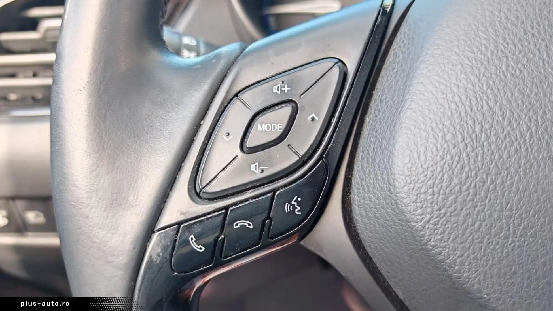 Toyota C-HR Benzina   Hybrid automata 2018-Leasing   Credit