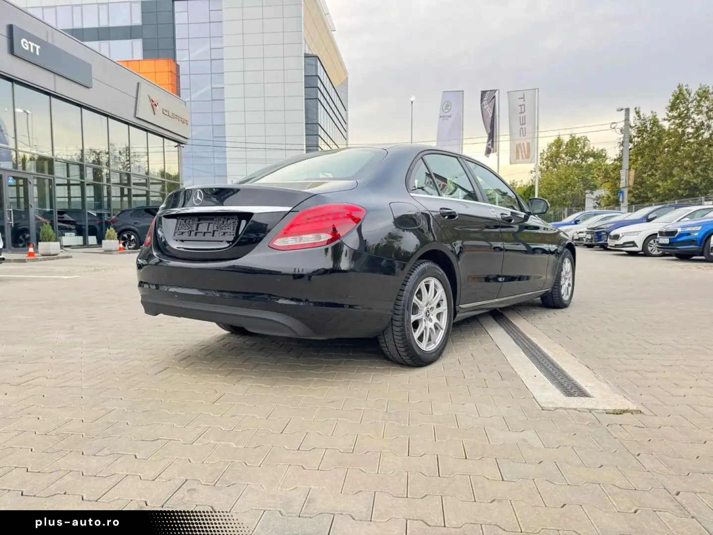Mercedes-Benz C