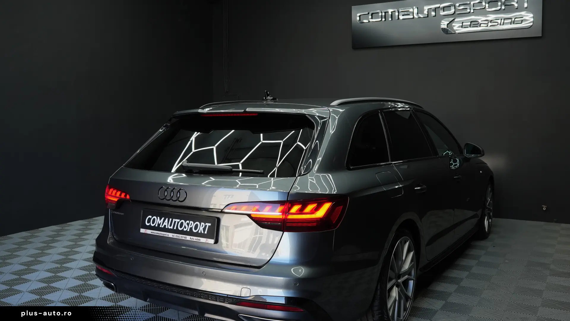 AUDI A4 2.0d MHEV AT S LINE