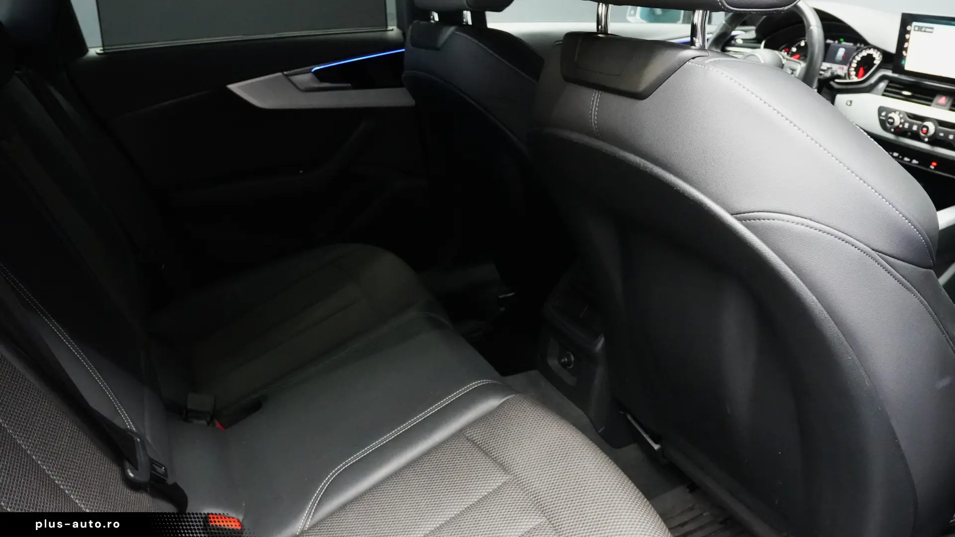 AUDI A4 2.0d MHEV AT S LINE