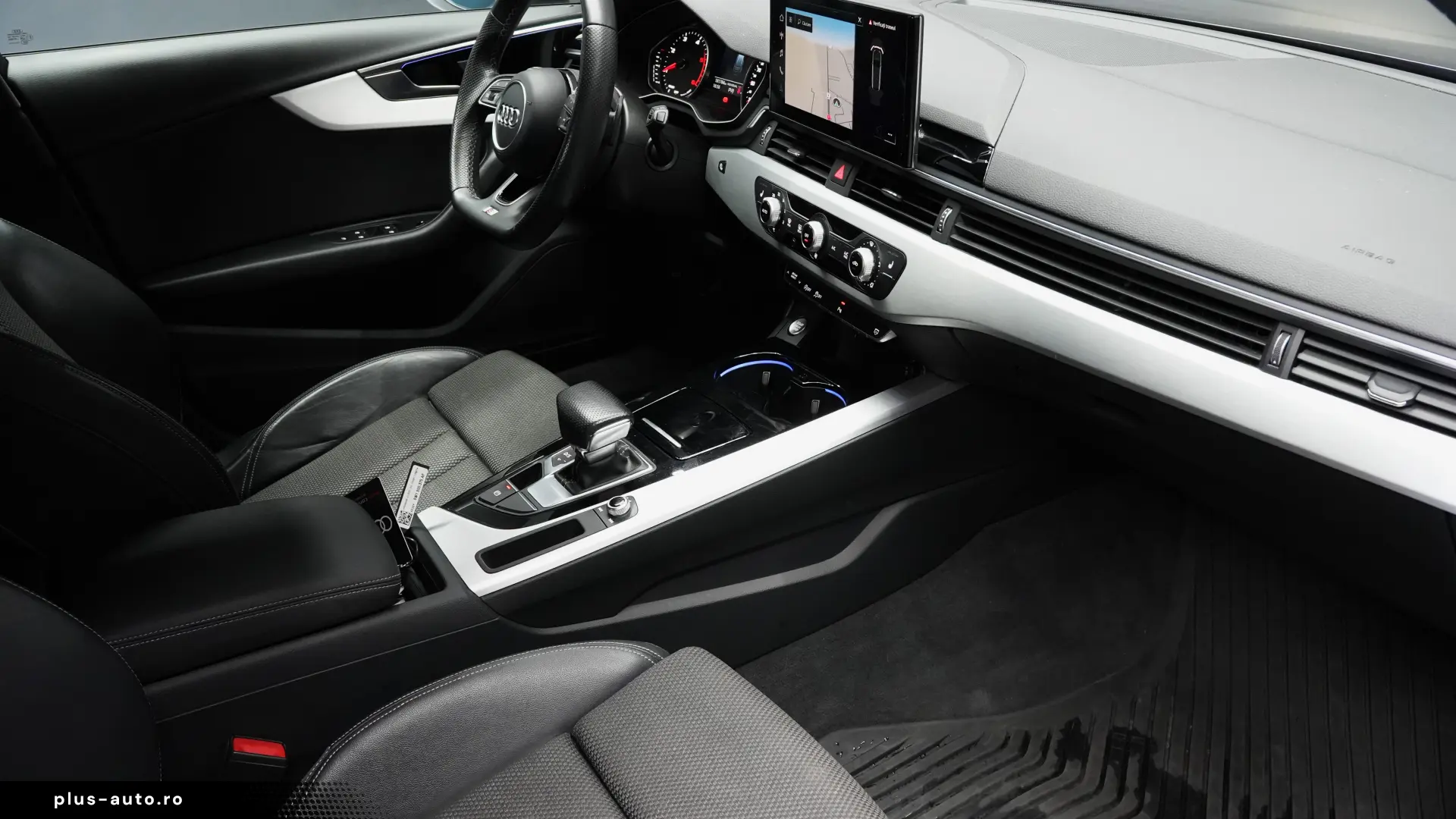 AUDI A4 2.0d MHEV AT S LINE