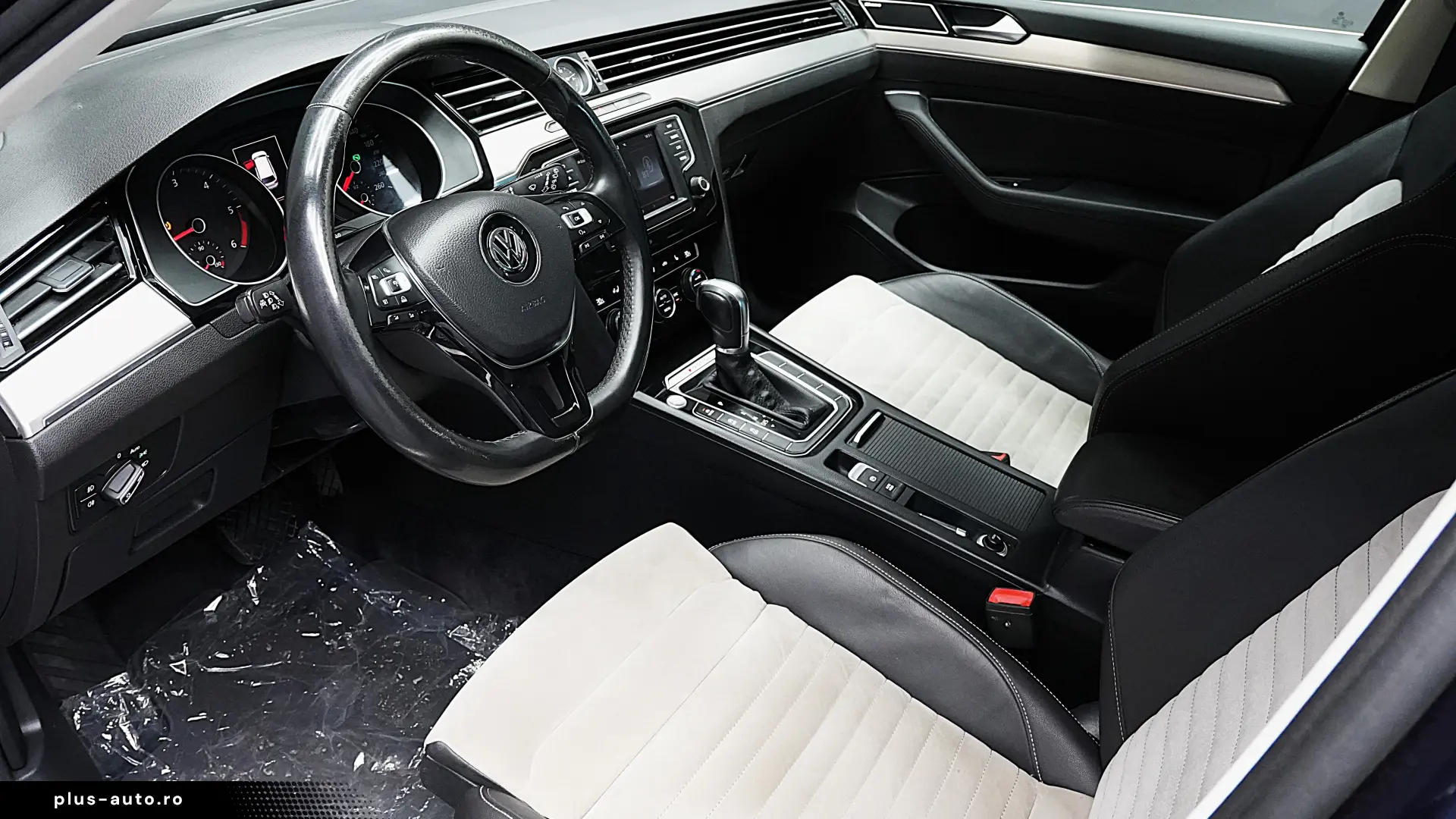 VOLKSWAGEN PASSAT 2.0d 4MOTION HIGHLINE AT VARIANT