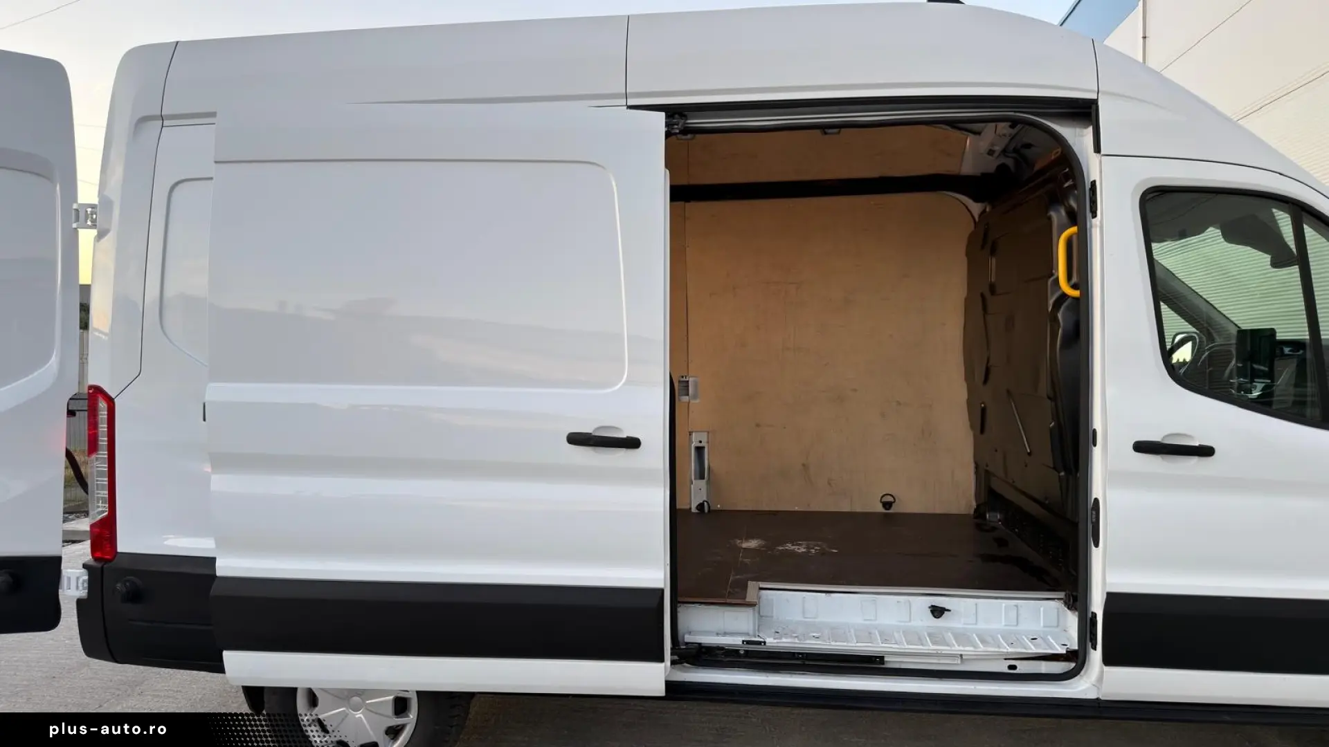 Ford E-Transit 3900Kg L3H3 75Kw