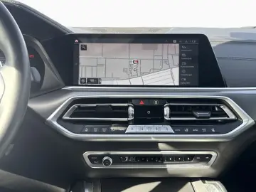 BMW X6 xDrive40d M SPORT Pano H K Laser DAPro. AHK