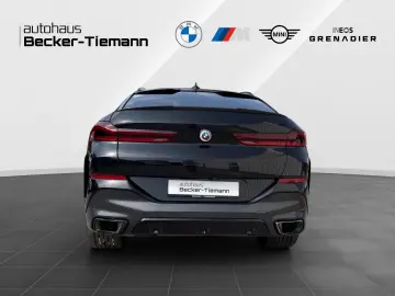BMW X6 xDrive40d   M Sport  IconicGlow  UPE 125.230