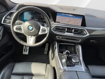 BMW X6 xDrive40d   M Sport  IconicGlow  UPE 125.230