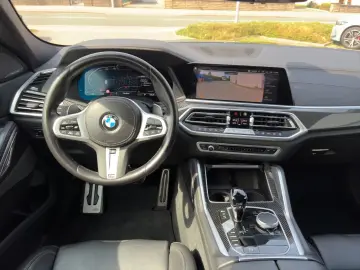 BMW X6 xDrive40d   M Sport  IconicGlow  UPE 125.230