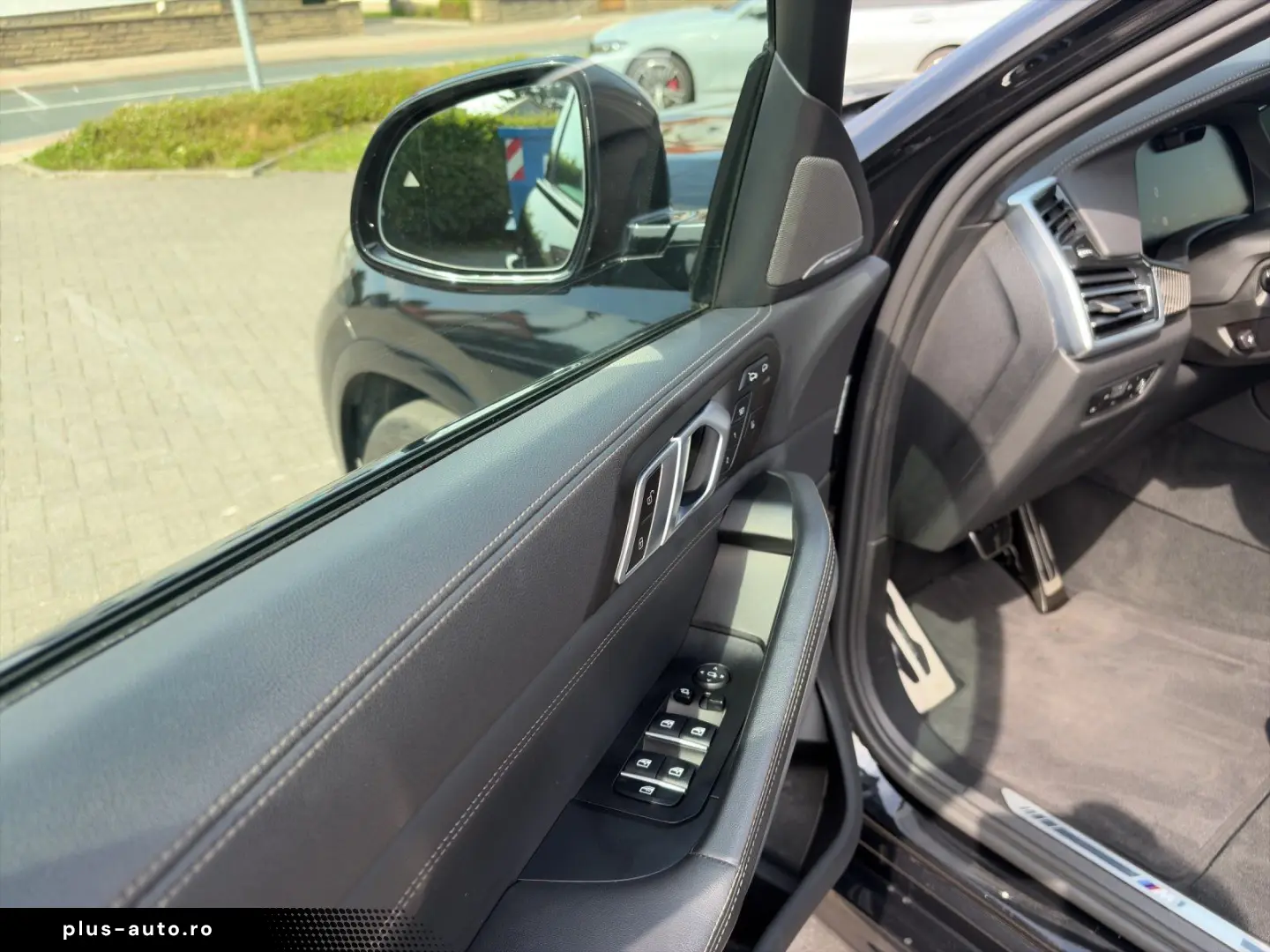BMW X6 xDrive40d   M Sport  IconicGlow  UPE 125.230