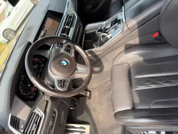 BMW X6 xDrive40d   M Sport  IconicGlow  UPE 125.230