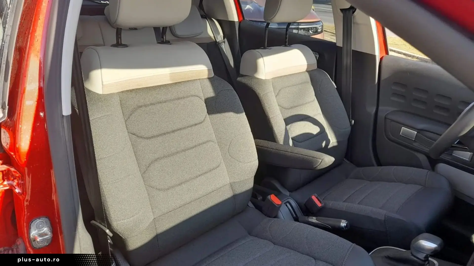 Citroen C3 MAX 1.2 Puretech 110 EAT6 cu garantie