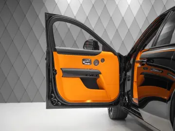 ROLLS ROYCE Ghost Black Badge BLACK ORANGE