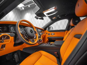 ROLLS ROYCE Ghost Black Badge BLACK ORANGE