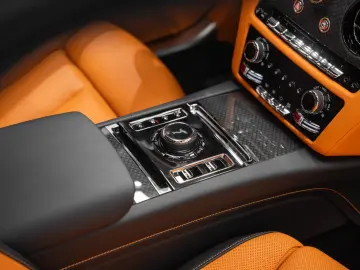 ROLLS ROYCE Ghost Black Badge BLACK ORANGE
