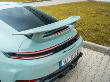 PORSCHE 911 Carrera 4 GTS T-Hybrid PCCB Aerokit BOSE
