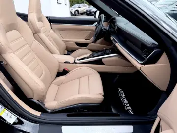 PORSCHE 911 Turbo S Cabriolet LIFT KERAMIK BOSE GARANTIE