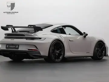PORSCHE 911 GT3 MatrixLED 18Wege Lift BOSE Garantie09.28