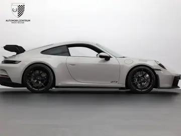 PORSCHE 911 GT3 MatrixLED 18Wege Lift BOSE Garantie09.28